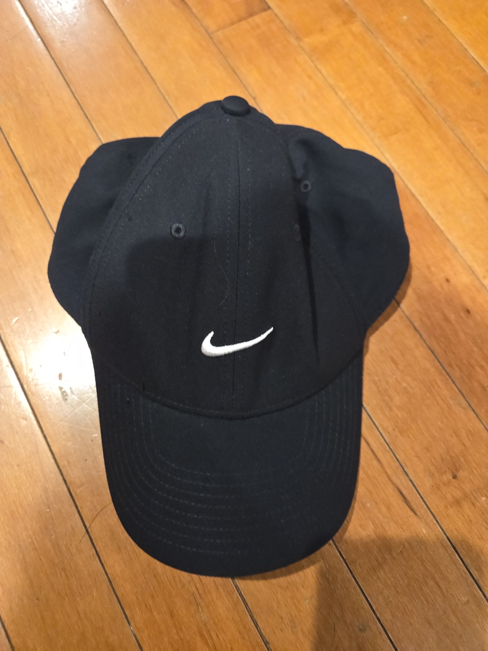 Womens dri fit size lg/xl Nike black hat